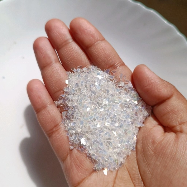 White  Glass Chips 50 Grms 