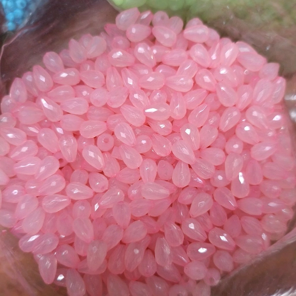 Latkan Beads 25 Grms (Pink)