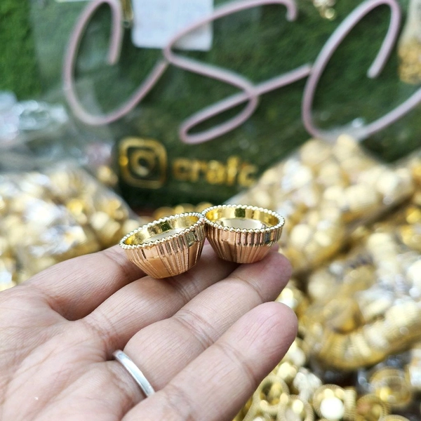Golden Katori/ Wati 100 Pcs (2.5 Cm) 