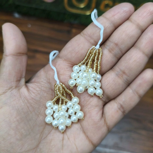 Medium Moti Latkan / Tessel / Hanging Pair 