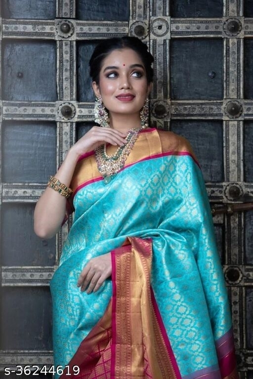 Makeup by Deeksha Shenoy - *ONLINE SAREE DRAPING CLASS** Saree is classic  Indian attire and has eminent history and I want to popularize the art of  perfect saree draping😍 In my online