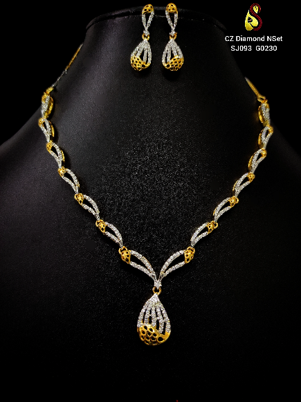ShivaaY Diamond Necklace Set - Two Tone, White Diamond