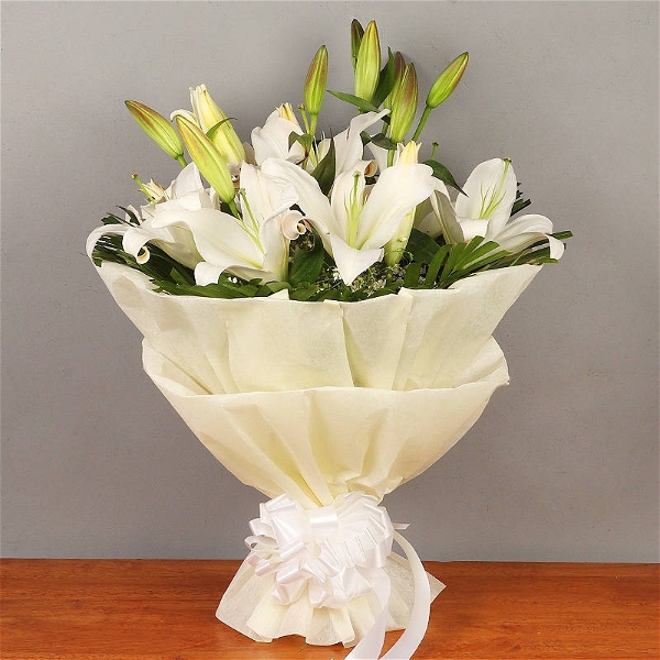 White Lilys Bouquet