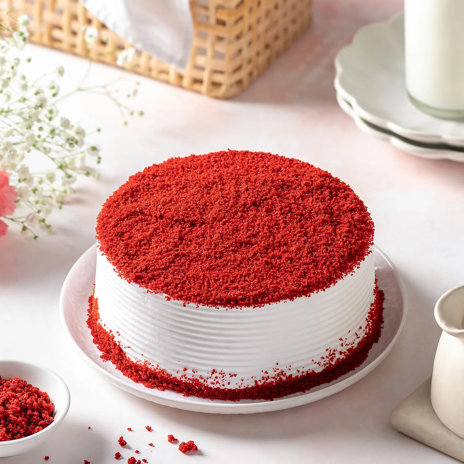 Red Velvet Fresh Cream Cake - 2 KG