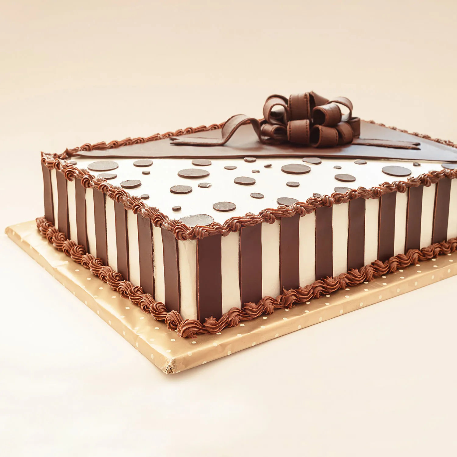 Chocolate Gift Cake - 1 KG