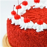 Fresh Red Velvet Cream Cake - 500 Gram