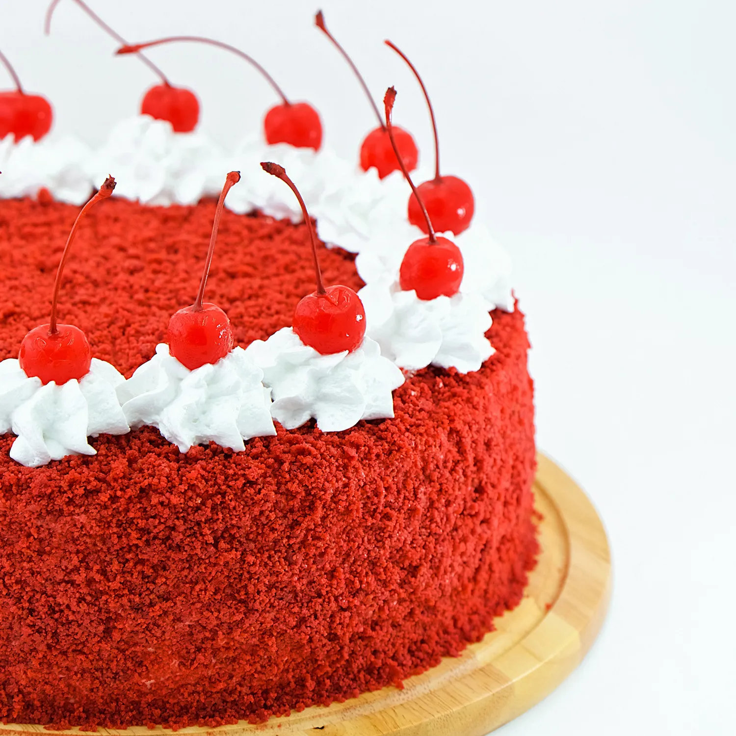 Fresh Red Velvet Cream Cake - 500 Gram