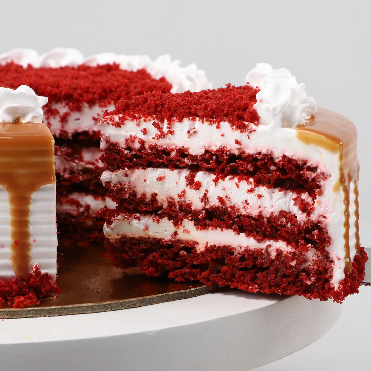 Scrumptious Red Velvet Cake - 1 KG