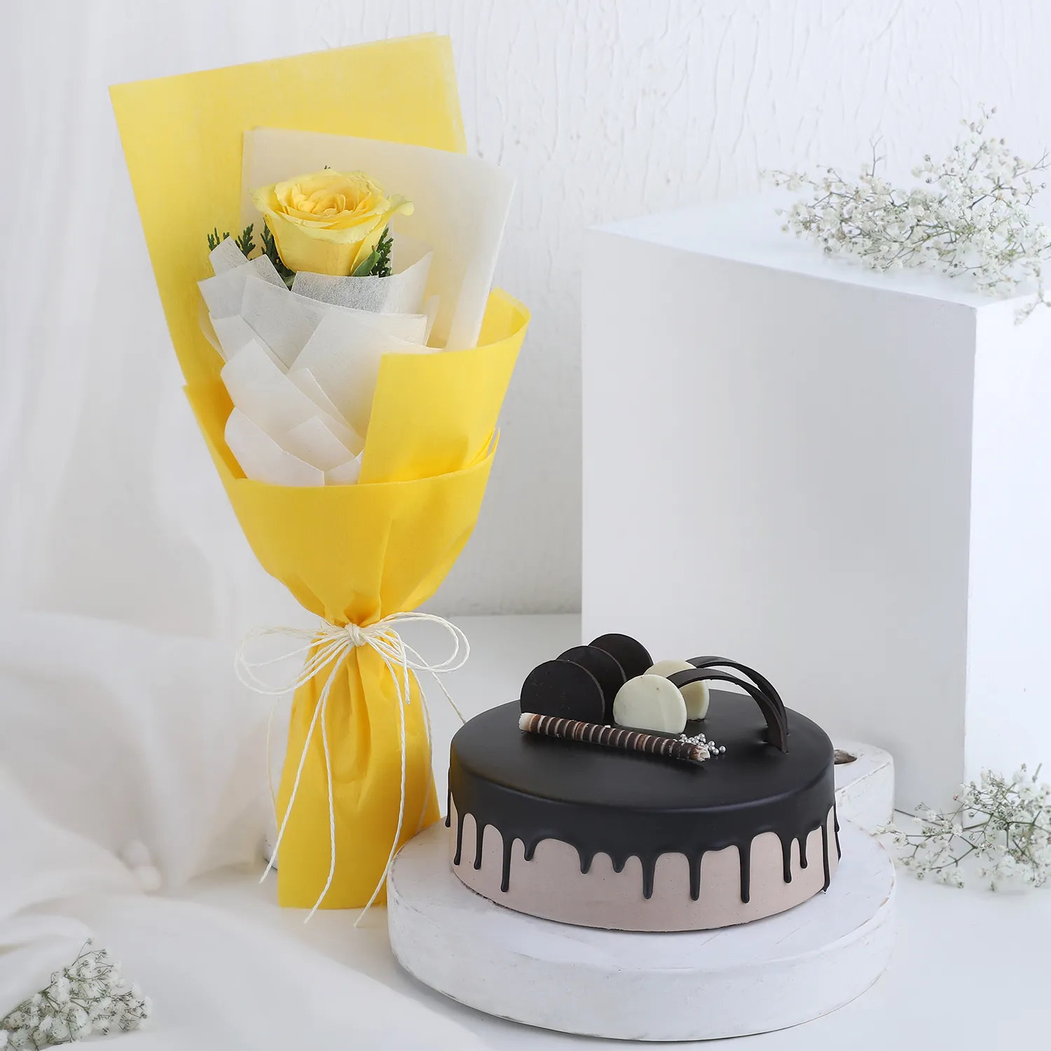 Chocolate Cake & Yellow Rose