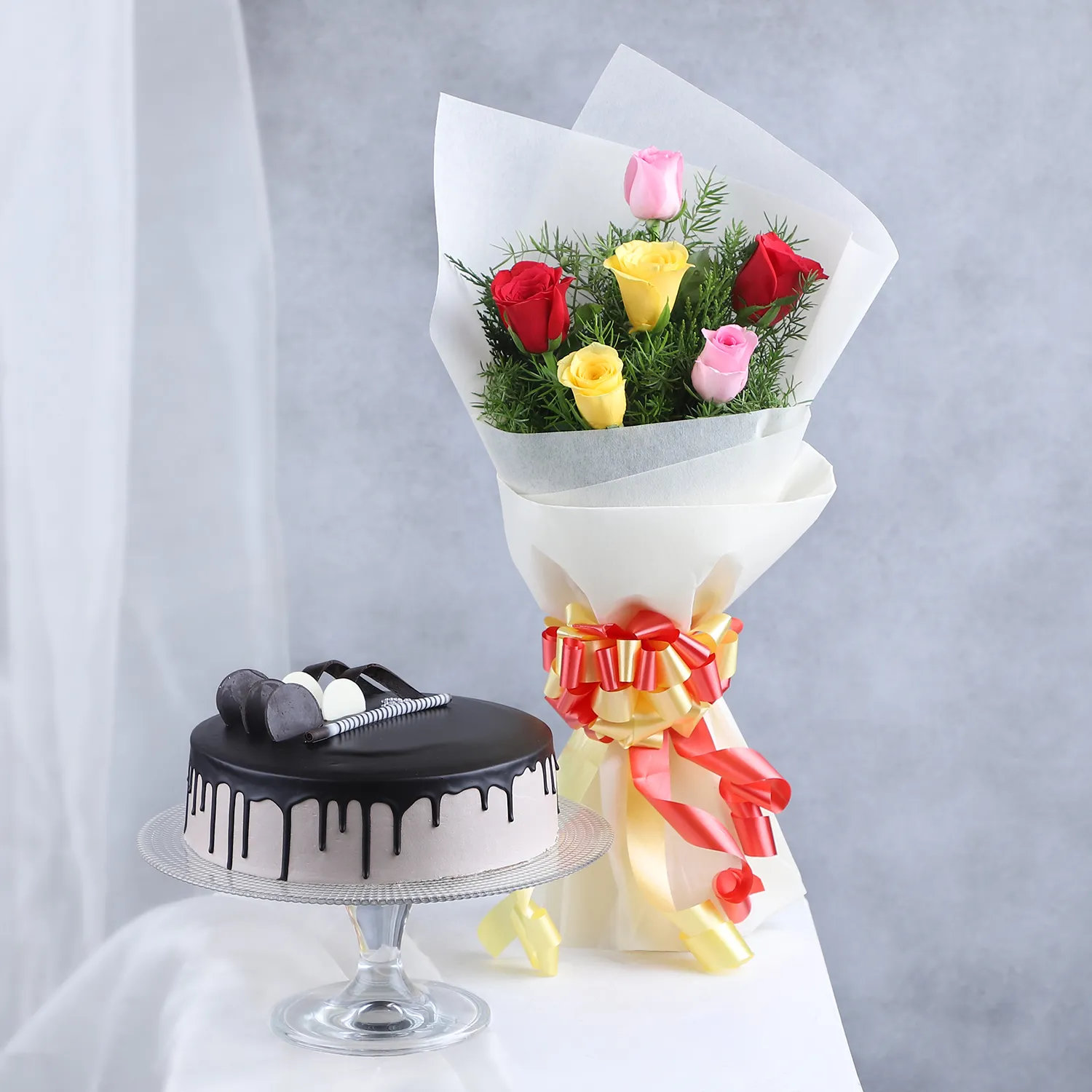 Chocolate Cake & Mix Roses