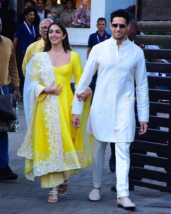 Kiara Advani Trending Anarkali Suit - XL