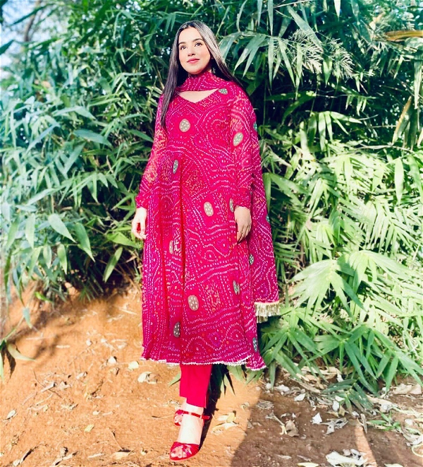 Bandhani Gown With Dupatta - XL