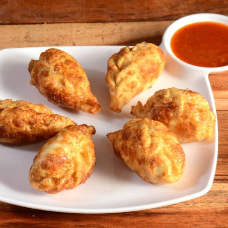 (Momo Station) Paneer Momo - Fry