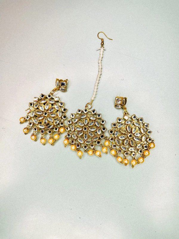 Zoya Earings Tikka Set (golden) - golden