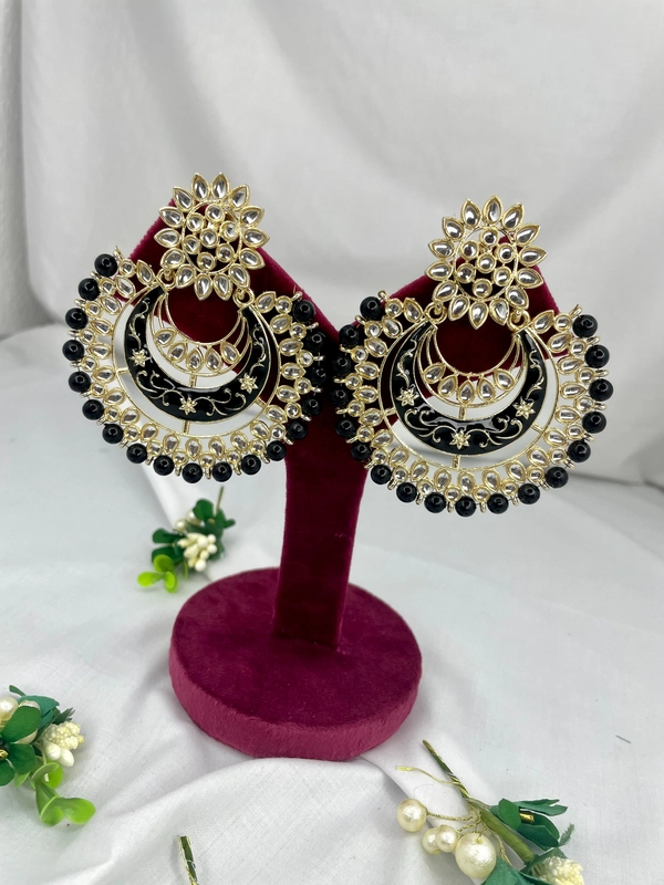 Shenaz Big Earings - Black