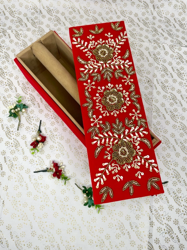 RUHANI RED BANGLE BOX - Red