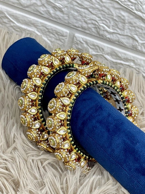 Supriya Rajwadi Kundan Bangles - 2.6