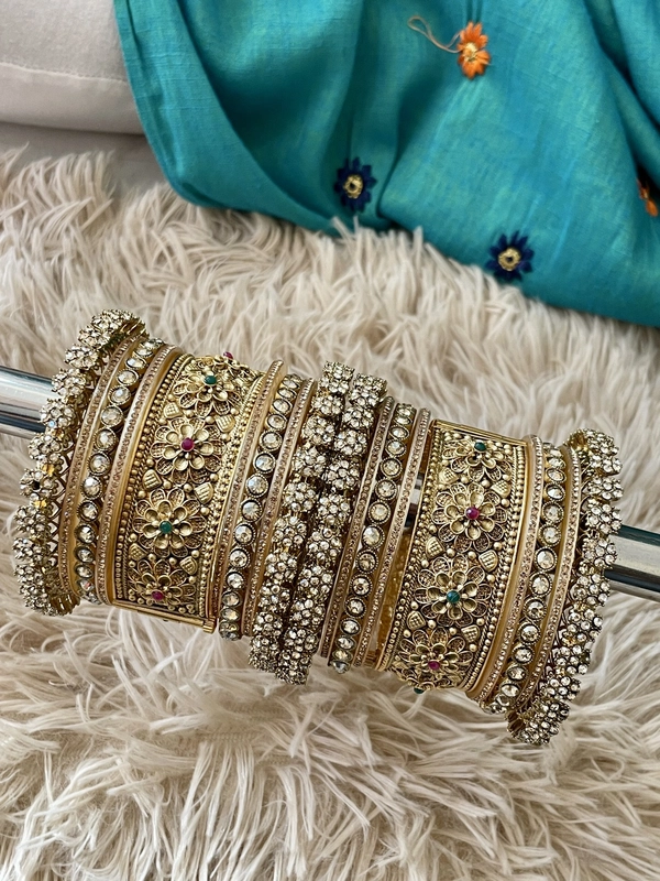 Ravneet Bangle Set - 2.6