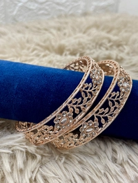 Golden Flower Pattern Bangle g11 - 2.6