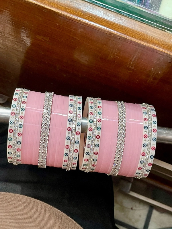 Tanishq Short Chura - 2.4