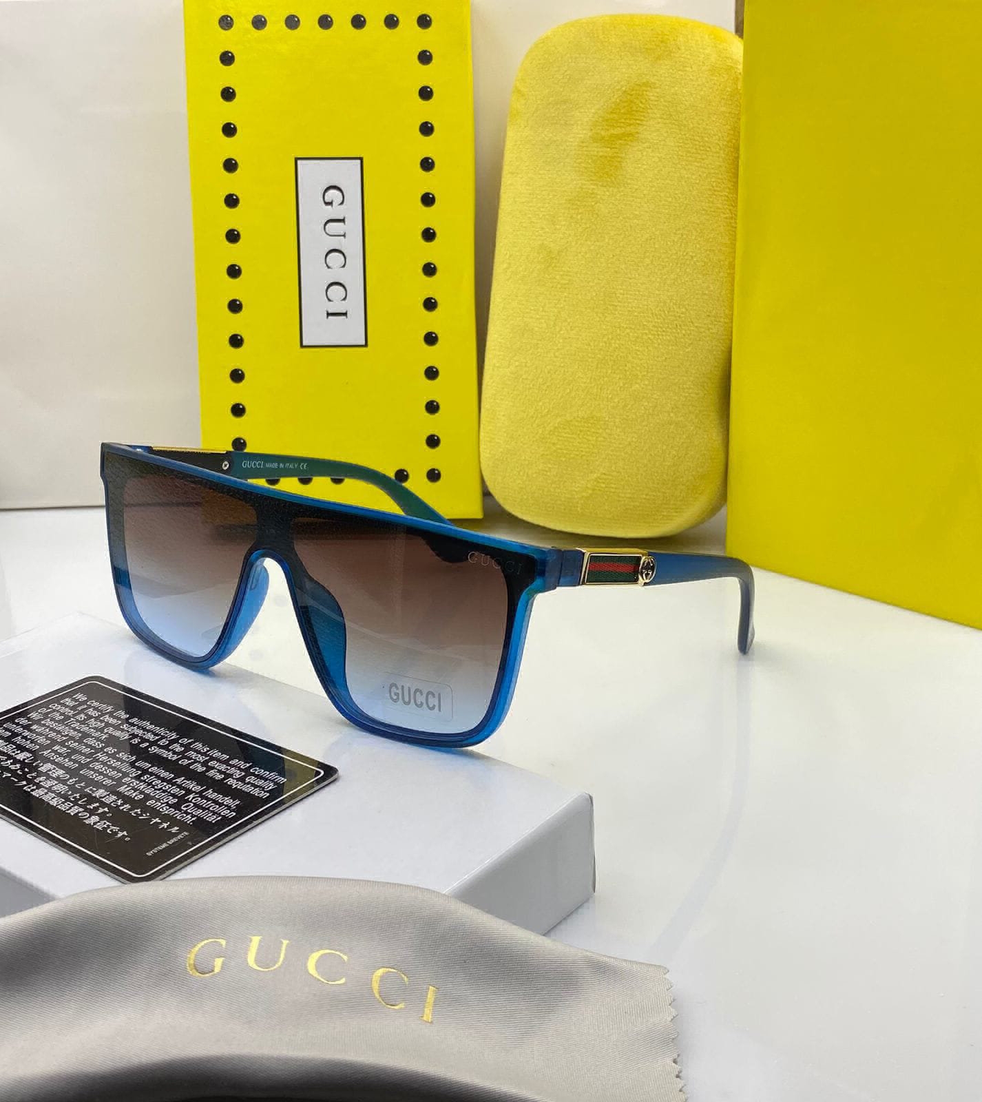 Gucci - Square Acetate Sunglasses - Blue - Gucci Eyewear - Avvenice