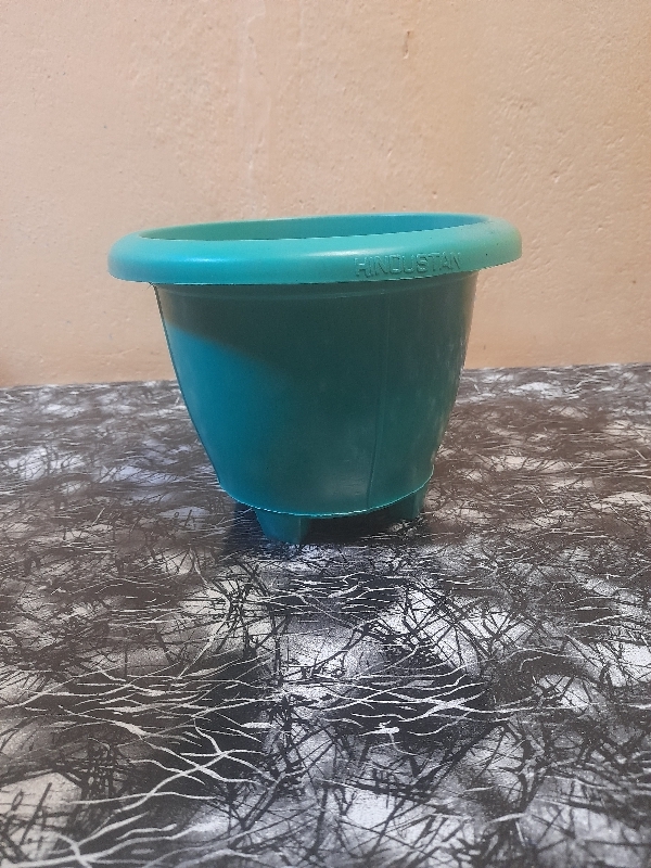 Flower Pot - 9 inch diameter, Multi