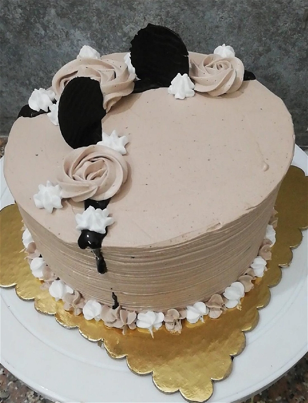 Light Brown Chocolate Cake - 2 Pound