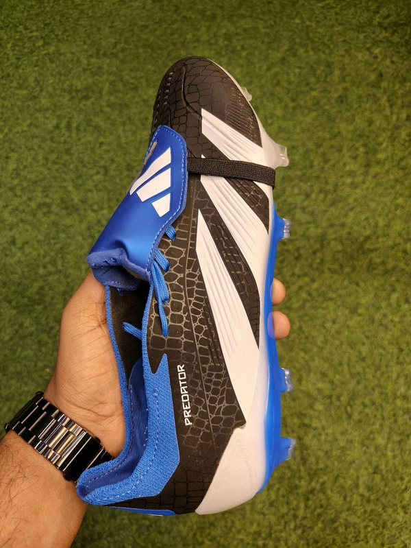 Adidas Predator Black And Blue Color Tongue  - 6