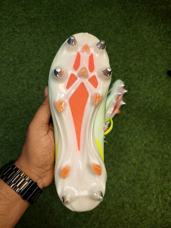 CrazyFast Orange Color Metal Changer Boot - 7.5