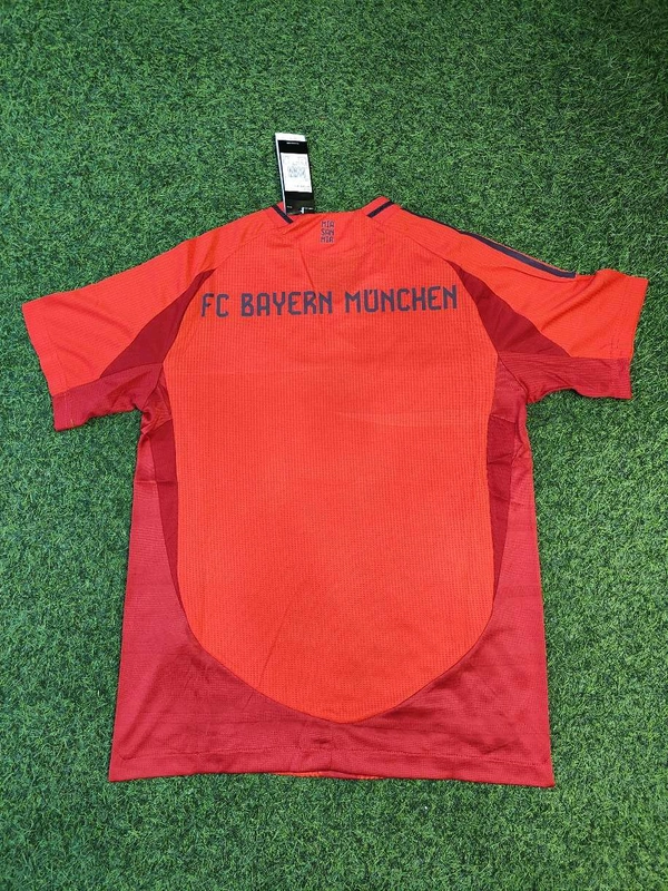 Bayern Munich Player Edition 24/25 Home Kit - S