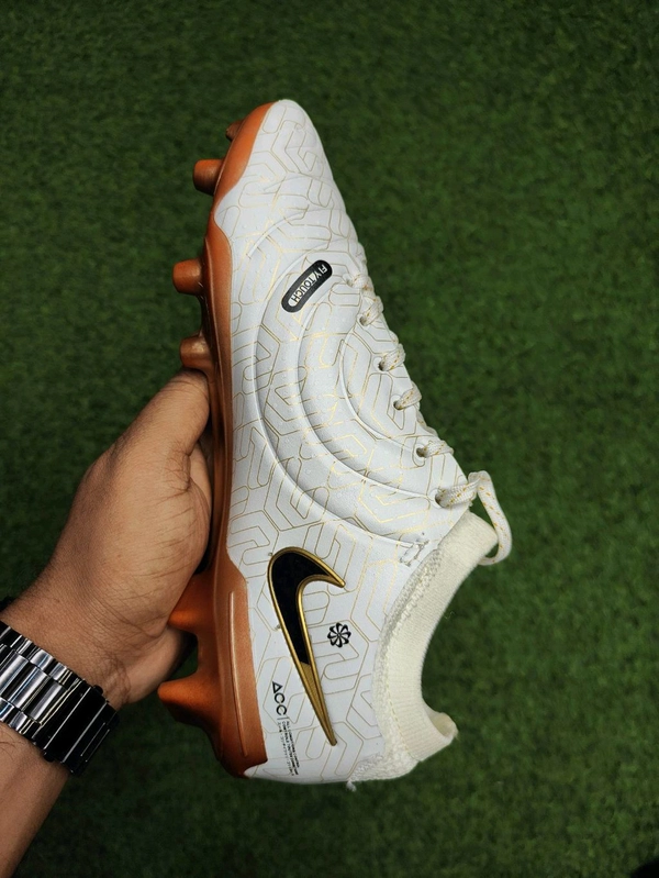 Tempo Cream And Gold Colour Low Top - 5.5