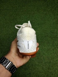 Tempo Cream And Gold Colour Low Top - 5.5