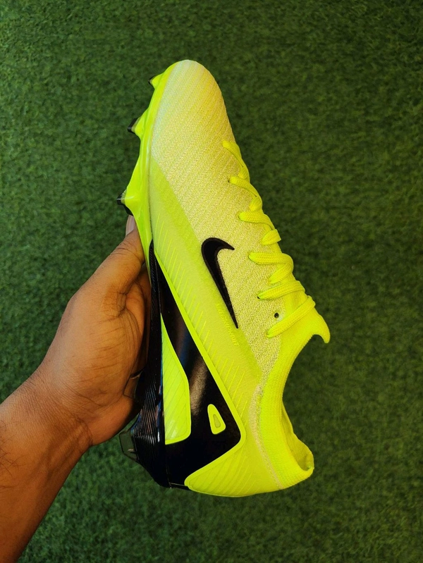 Vapor 16 Next-gen Light Green Colour Low Ankle - 5.5