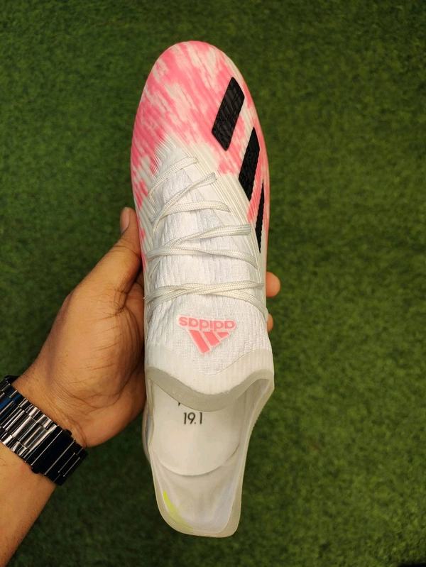 X 19 White And Pink Colour Low Ankle - 8
