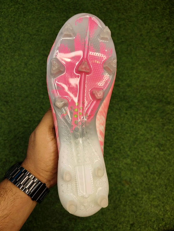 X 19 White And Pink Colour Low Ankle - 8