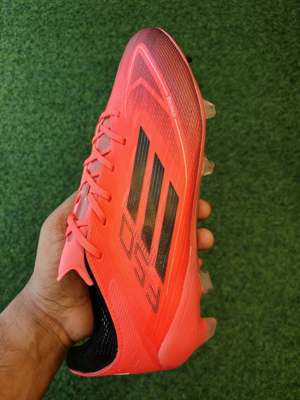 F50 Red Colour With Less - 6.5