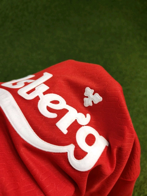 Retro Liverpool 2005 Home Half Sleeve  - XXL