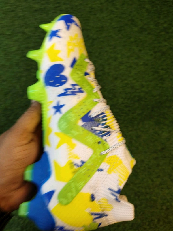 Future Ultimate White And Blue Colour Low Ankle - 6.5