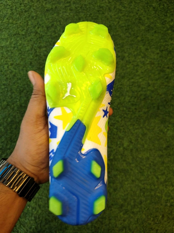 Future Ultimate White And Blue Colour Low Ankle - 6.5