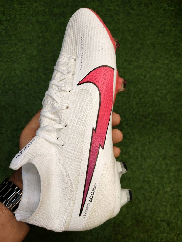 Mercurial Vapor Elite 13 White Colour High Ankle With Less - 7.5