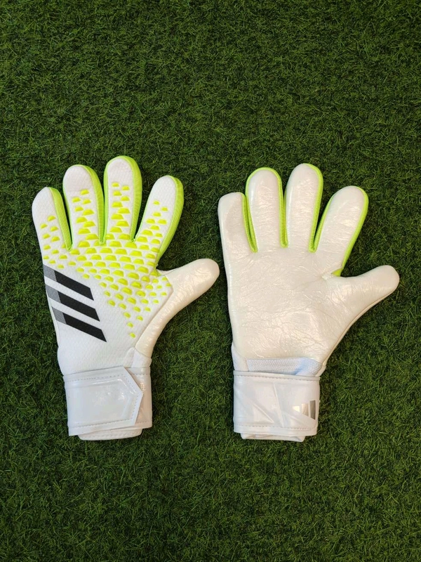 Predator White And Light Green Colour Match Gloves  - 9