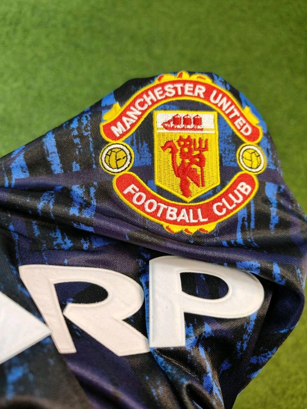 Retro Manchester United 1992-93 Away Kit Half Sleeve  - M