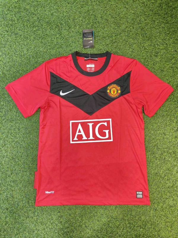 Retro Manchester United 2009-10 Home Jersey - M