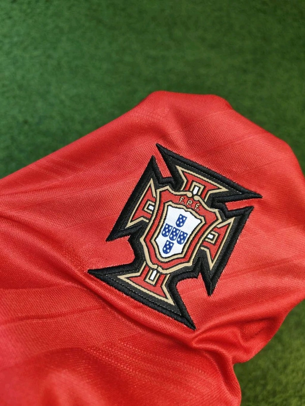 Retro Portugal 1992 Home Jersey - M