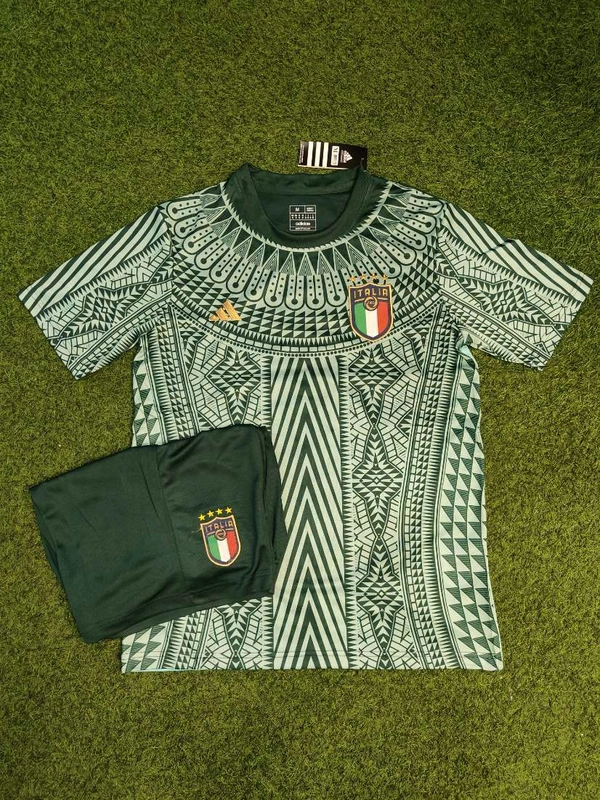Italy Green Limited Edition Jersey With Short  - M