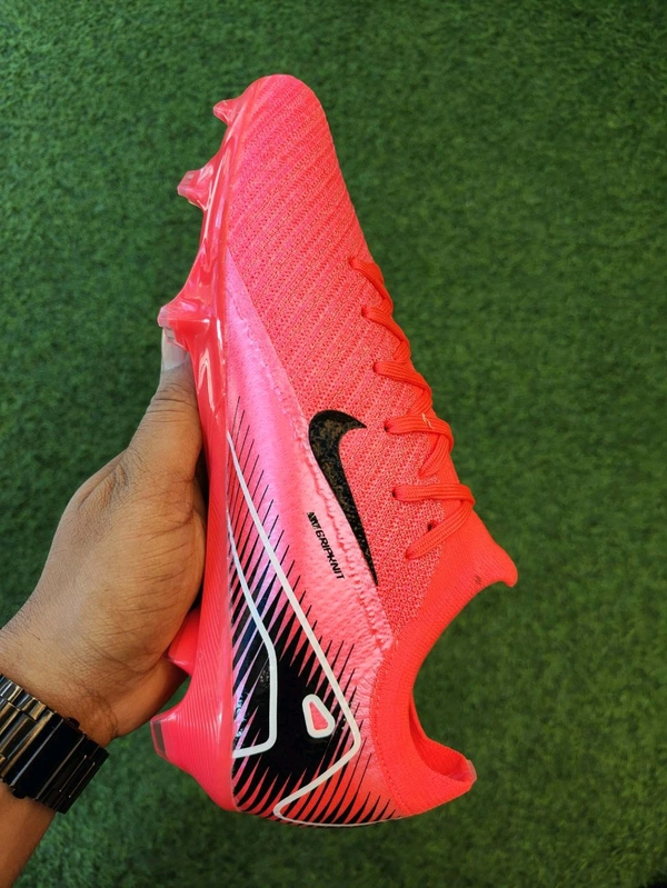 Mercurial Vapor 16 Red Colour With Less - 5.5