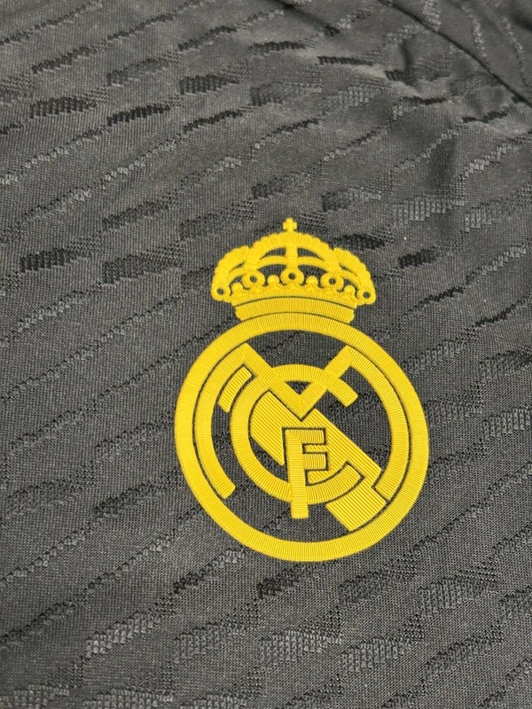 Madrid 23/24 3rd Kit Player Edition Half Sleeve  - S