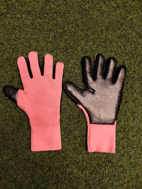 Vapor Grip 3 Dynamic Fit Goalkeeper Gloves Pink - 9