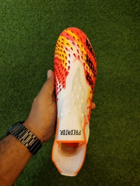 Predator Freak High-Top Without Lace White And Orange  - 6.5