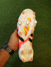 Predator Freak High-Top Without Lace White And Orange  - 6.5